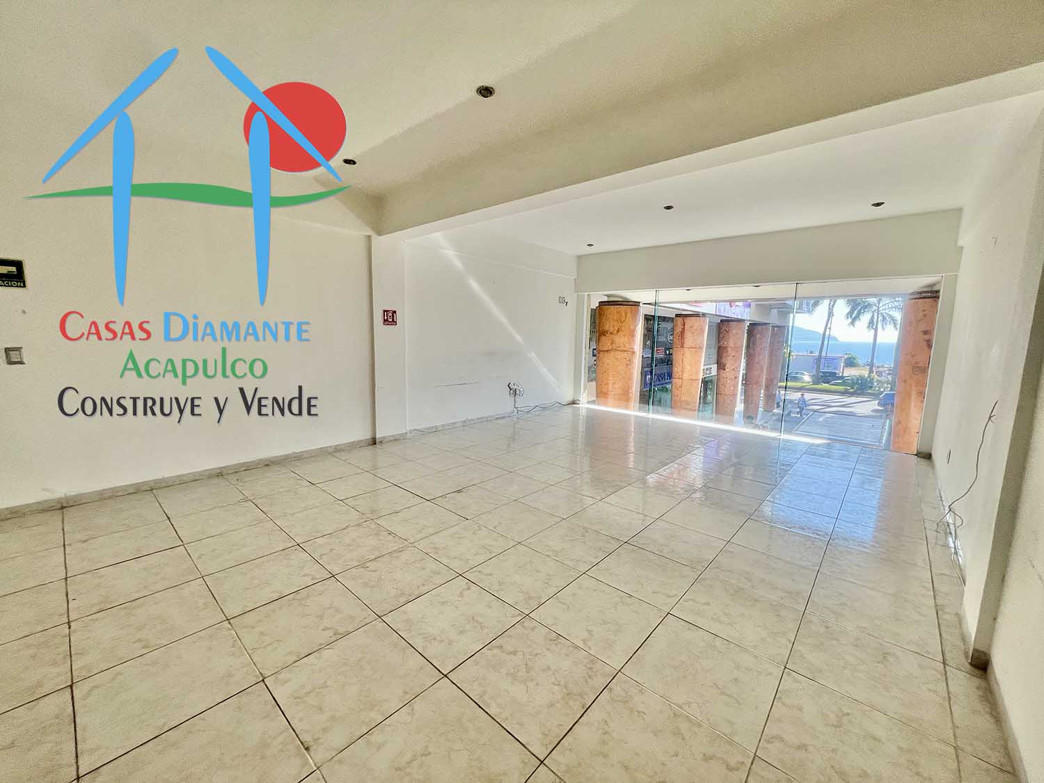 Plaza Arrecife Local Planta Baja - Planta alta 2